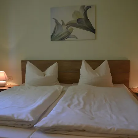 Toepferpark شقة فندقية 3*